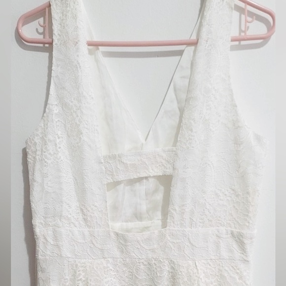 H&M Lace Maxi Dress - Picture 3 of 9